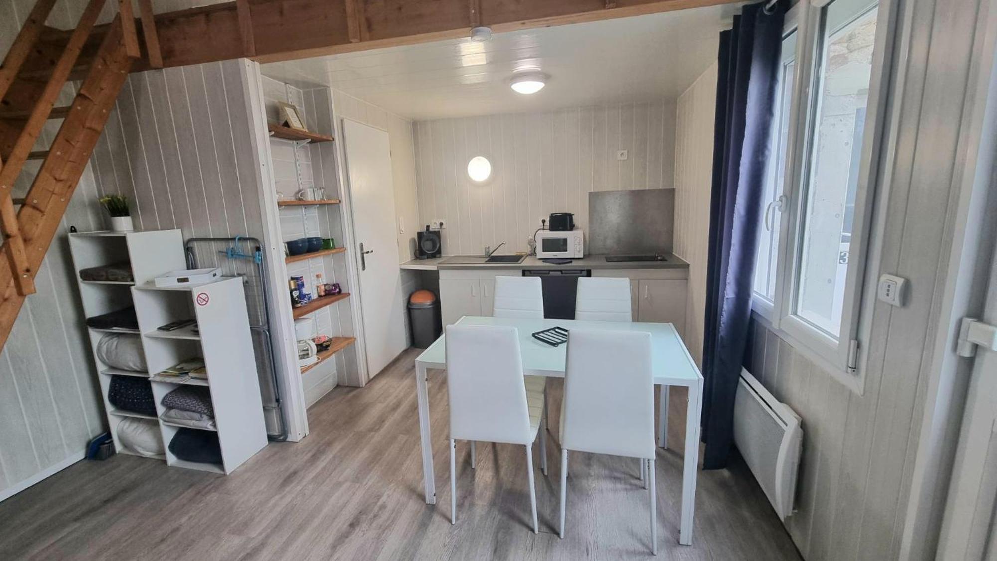 La Mezzanine - 2-4 Pers - Centre-Ville Brassac-les-Mines ภายนอก รูปภาพ